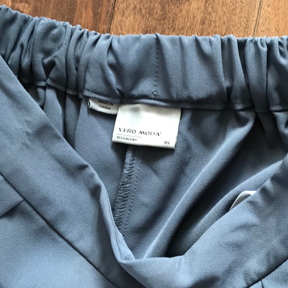 Vero Moda Gray Trousers- Size XS - Picture 4 of 6